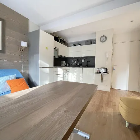 Apartment Pour 4 Pers. Avec Terrasse, Jardin Et Parking - Quartier Des Abatilles, - Fr-1-474-58